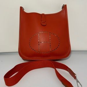 HERMES
Evelyne PM